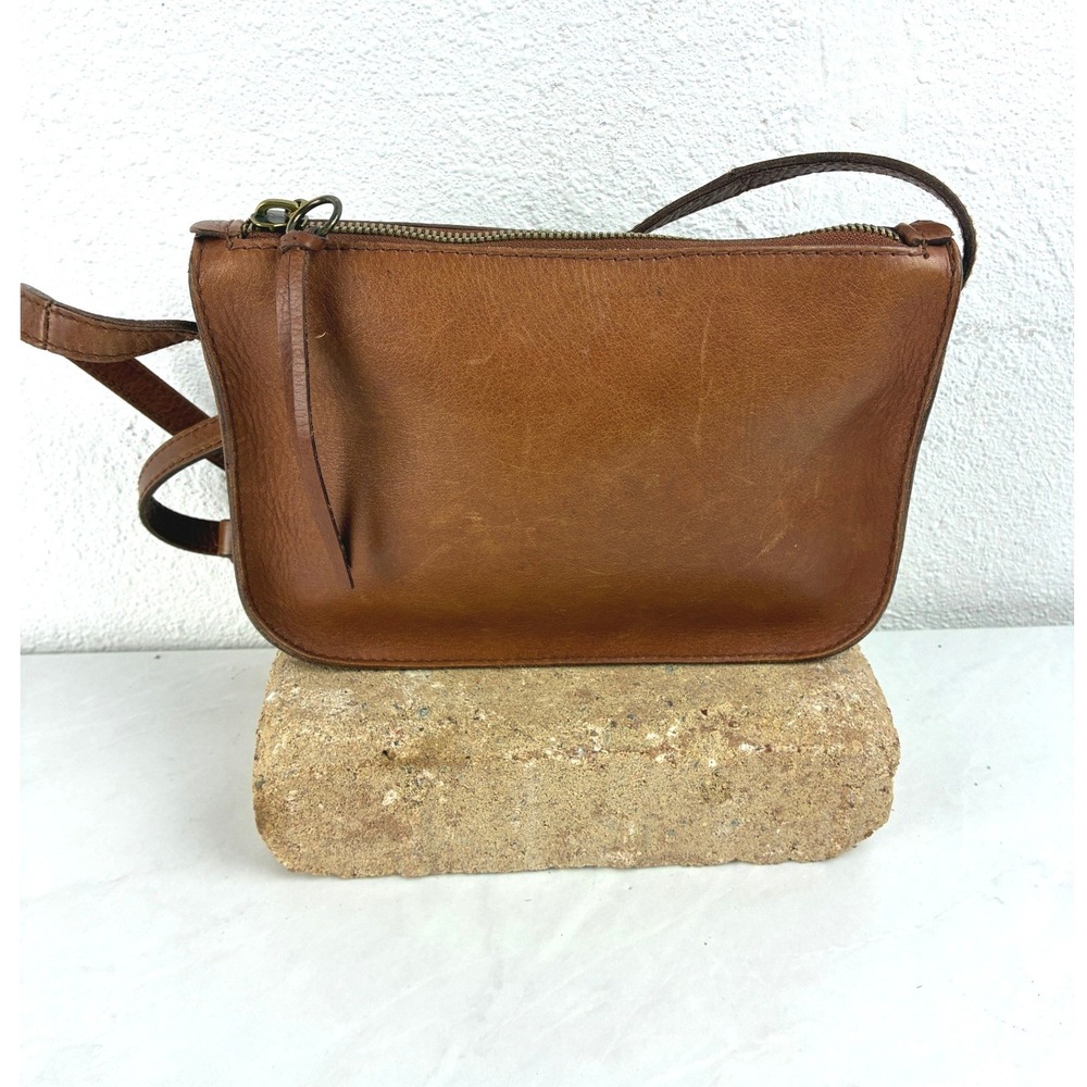 Madewell Brown Leather Crossbody Bag Small Minimalist Zip Shoulder Purse Cognac